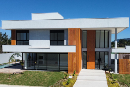 obras-residenciais-instalacao-de-esquadrias-e-vedacao-curitiba-aluim-esquadrias